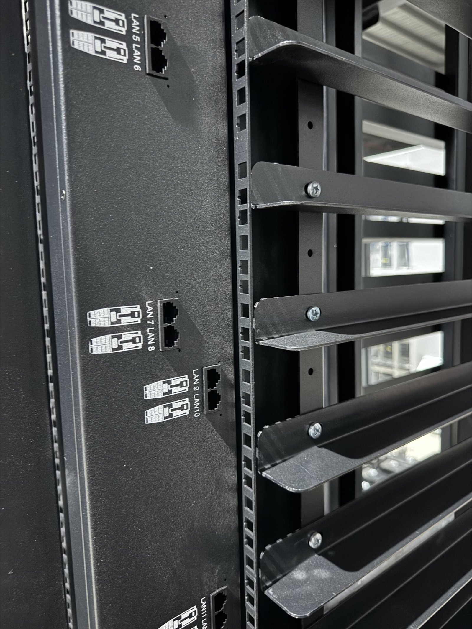 U3S21EXPH networkswitch