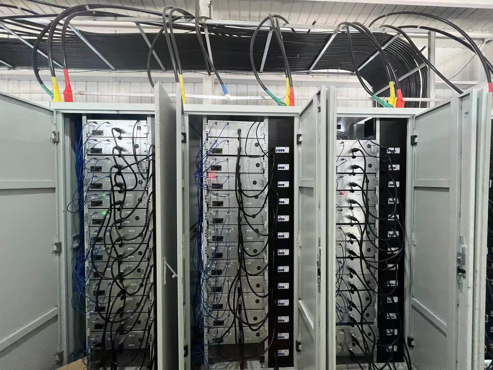 U3S21EXPH Rack