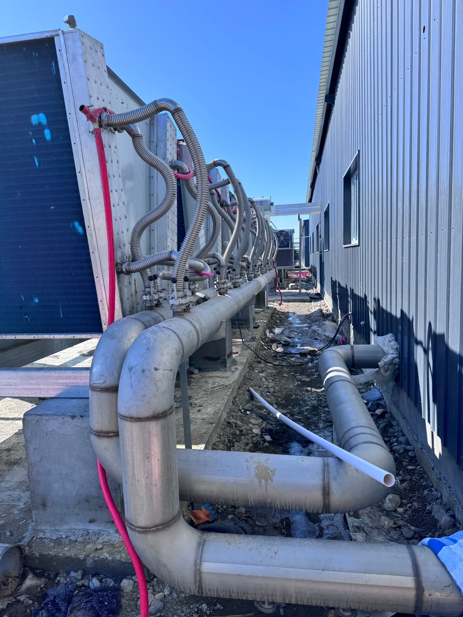 Dry cooling towers
